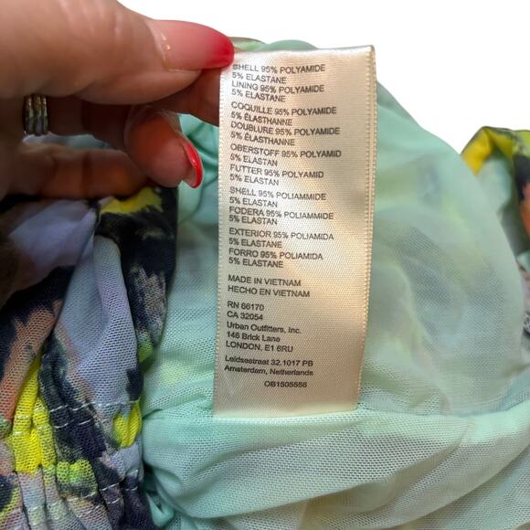 Free People Tie Shoulder Ruched Tank Top Abstract Print Multicolor L NWT - Picture 9 of 9